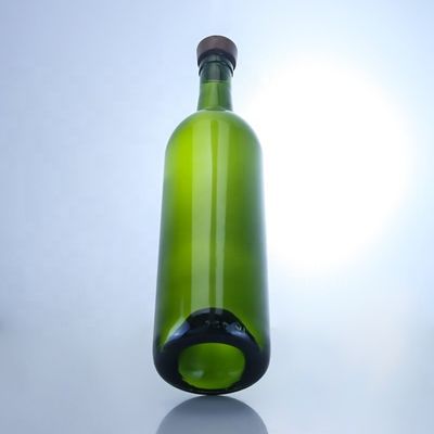 700 ml bottiglia di vetro verde antico per liquori rum gin olio e birra materiale di base vetro