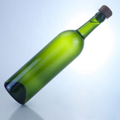 700 ml bottiglia di vetro verde antico per liquori rum gin olio e birra materiale di base vetro