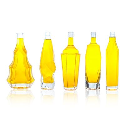 Bottiglie di liquore in vetro da 750 ml con tappo in alluminio e vetro di pietra La scelta più popolare