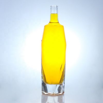 Bottiglie di liquore in vetro da 750 ml con tappo in alluminio e vetro di pietra La scelta più popolare