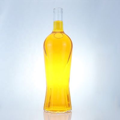 Squisito design 750 ml bottiglia di vodka liquore trasparente con materiale del colletto di vetro di sughero