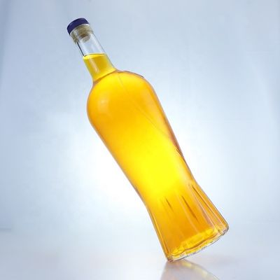 Squisito design 750 ml bottiglia di vodka liquore trasparente con materiale del colletto di vetro di sughero