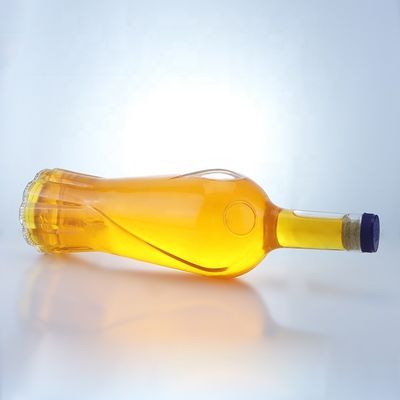 Squisito design 750 ml bottiglia di vodka liquore trasparente con materiale del colletto di vetro di sughero