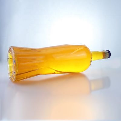 Squisito design 750 ml bottiglia di vodka liquore trasparente con materiale del colletto di vetro di sughero