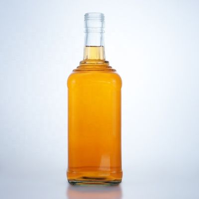 Bottiglia di vetro di tipo tappo di sughero 70cl 75cl Bottiglia di design classico per Shandong di forma rotonda