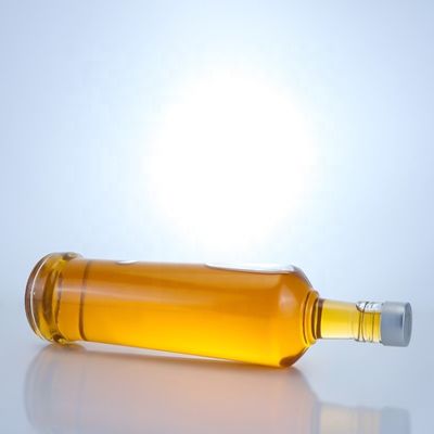 Bottiglia in vetro di 750 ml con materiale e colore chiaro o personalizzato