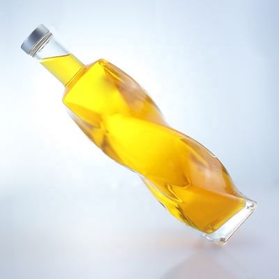 Logo personalizzato Bottiglia di vetro a forma speciale Spiriti 700ml 750ml Con tappo a vite