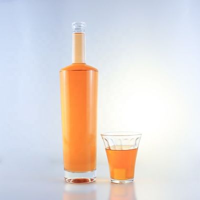 Bottiglia di vetro di flint da 750 ml a collo lungo con tappi e superficie di lavorazione con incisione acida