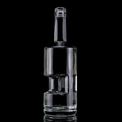 Materiale del colletto Bottiglia di vodka di vetro 500ml700ml per l'industria della produzione di liquori
