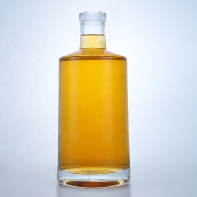 Bottiglia di vino di forma ovale trasparente 500 ml 700 ml 750 ml con tappi per bevande