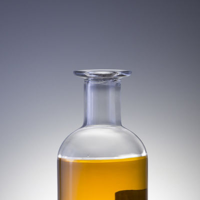 Bottiglia vuota di vetro trasparente liscia Bottiglie di vodka da 1 litro Personalizzabili e durevoli
