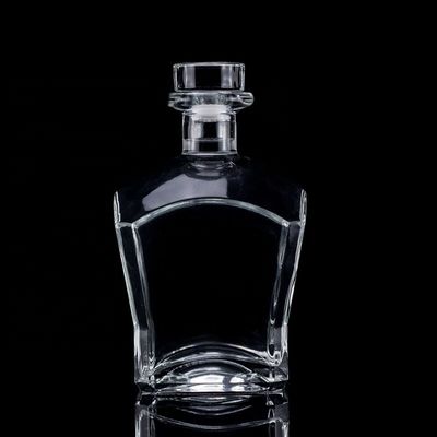 Bottiglia di whisky in vetro di super pietra trasparente o personalizzata 700 ml 750 ml con tappo di sughero