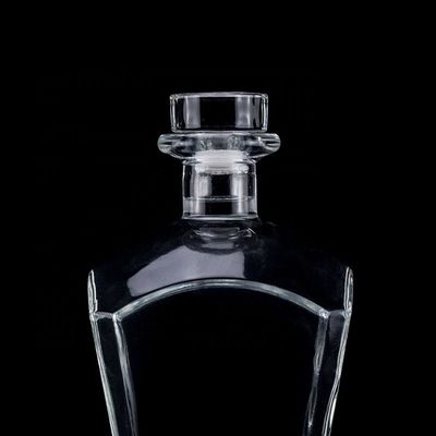Bottiglia di whisky in vetro di super pietra trasparente o personalizzata 700 ml 750 ml con tappo di sughero