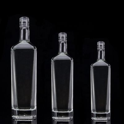 Bottiglia di whisky di vetro Quadrata 700 ml Fondo spesso 750 ml 500 ml Bottiglie di tequila per liquori