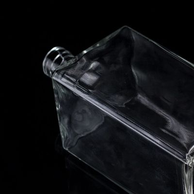 Stampa a schermo Bottiglia di vetro trasparente da 1000 ml per vodka a forma quadrata con tappo a vite