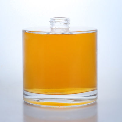 Disegno unico 500ml 700ml Super Flint bottiglia di vetro per rum whisky vodka brandy