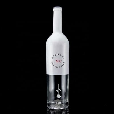 Bottiglia su misura 750 ml Vernice a spruzzo bianco Whisky Vodka Bottiglia di vetro vuota con sughero