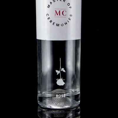 Bottiglia su misura 750 ml Vernice a spruzzo bianco Whisky Vodka Bottiglia di vetro vuota con sughero