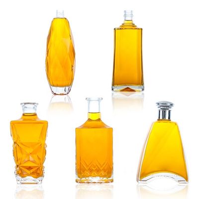 375ml 500ml 700ml 750ml 1000ml Oslo Liquor Gin Whisky Glass Vodka Bottiglia con tappo di sughero
