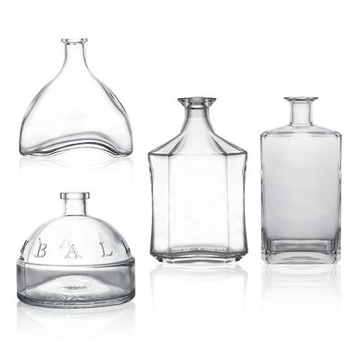 Conclusione del collare di vetro 500 ml 700 ml 750 ml 780 ml Gin Rum Whiskey Tequila Spirits Flascia per sughero