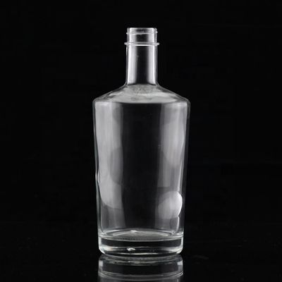 Vodka industriale Bottiglia di vetro trasparente con collo corto e corpo grasso 500 ml 750 ml