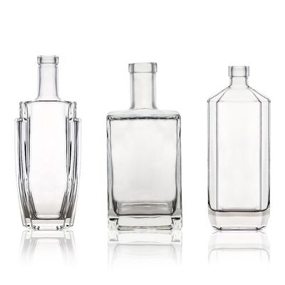 Acceptabile Logo del cliente Vetro quadrato Super Flint 500ml 700ml 750ml Bottiglia per Gin