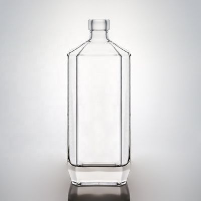 Acceptabile Logo del cliente Vetro quadrato Super Flint 500ml 700ml 750ml Bottiglia per Gin