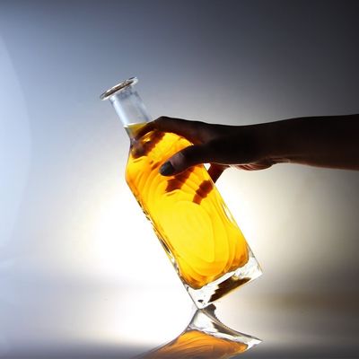 Bottiglie di vino in miniatura di vetro trasparente con bottiglie di vetro di sughero da 75 cl