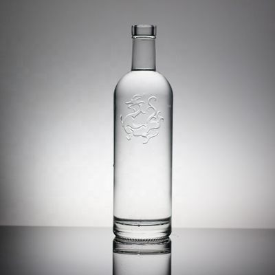 Materiale del colletto Vetro 700 ml 750 ml Bottiglia di vino di moda per liquori