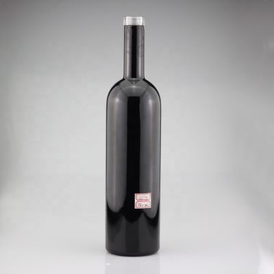 750 ml di vetro nero lucido Vodka Bottiglie dipinte Stampa a schermo Gin Chiusura Bottiglia di liquore