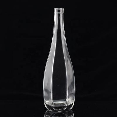 750ml Cut Shape Design Unico Bottiglia di Spiriti di Vetro Prodotta da per Custom Made