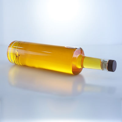 Logo personalizzato Tipo di sigillamento Bottiglia di vetro di sughero per whisky Vodka Tequila Gin Rum Made