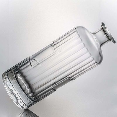 Capacità personalizzabile Tipo di sigillatura Bottiglia di vetro di sughero per whisky Vodka Tequila Gin Rum