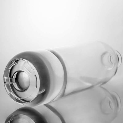 Bottiglia in vetro a tappo di sughero di tipo Super Flint Spirit per whisky Vodka Tequila Gin Rum Made