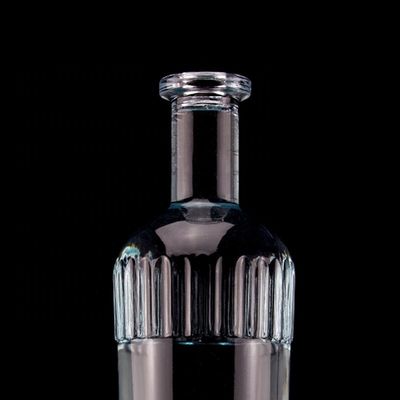 Bello blu chiaro 750ml 75cl Verticale Striscia Bottiglia di vodka con coperchio di vetro trasparente