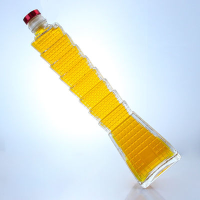 Bottiglia di vetro a forma di torre per vodka brandy tequila logo personalizzato