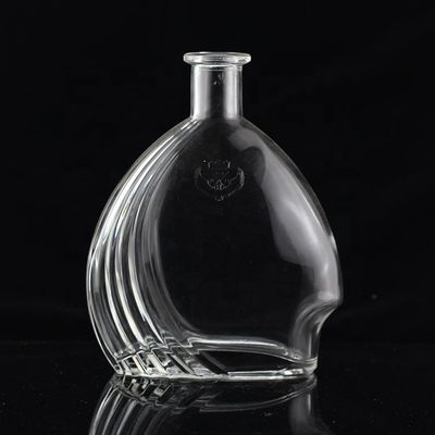 Bottiglia di vetro industriale da 700 ml per l'industria delle bevande a forma di pollice