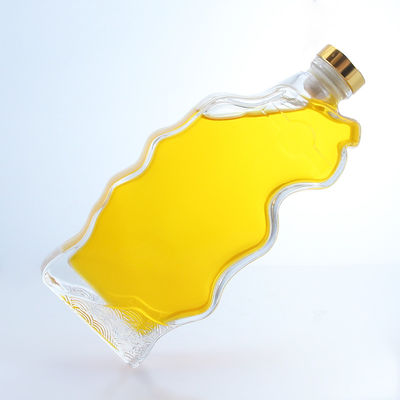 Bottiglia di vetro a forma speciale trasparente o personalizzata per whisky vodka brandy