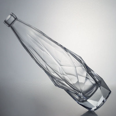 Industria delle bevande bottiglia di liquore di vetro incisa con tappo di sughero elegante e durevole