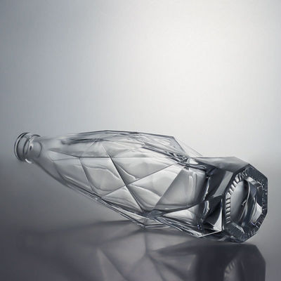 Industria delle bevande bottiglia di liquore di vetro incisa con tappo di sughero elegante e durevole