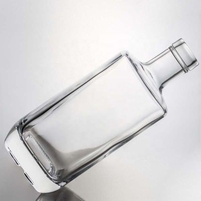 Collare di vetro Gin Quadrato Whiskey Rum Vino Vodka Bottiglia 750ml con sughero sintetico