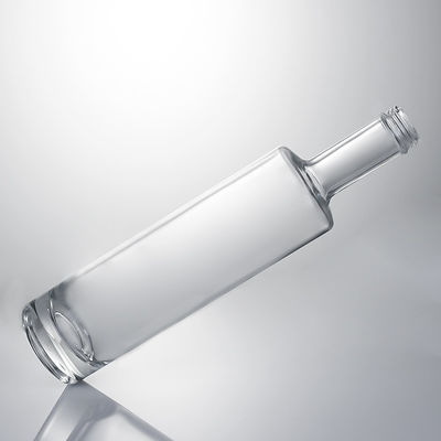 Bottiglia di liquore di vetro per whisky Gin Rum Vodka Materiale industriale e di base Vetro