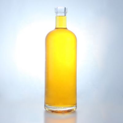 Materiale di base in vetro Capo a vite Tipo di sigillamento Bottiglia di liquori per whisky Vodka Tequila Gin Rum