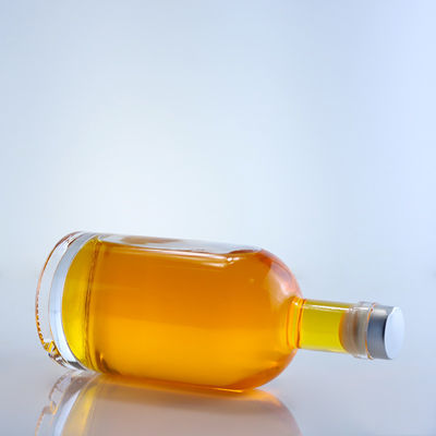 Logo personalizzato e tappo bottiglia di liquore in vetro da 750 ml per rum gin vodka tappo di sughero personalizzato
