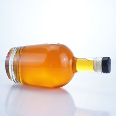 Bottiglia di liquore in vetro da 750 ml per gin rum vodka forma su misura con materiale per il colletto in vetro