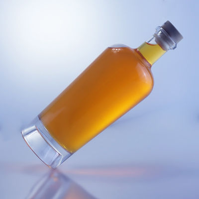 Bottiglia di liquore in vetro da 750 ml con tappo di sughero e tappo personalizzato