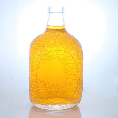 Unica forma rotonda in rilievo rum di qualità alimentare vodka whisky tequila gin bottiglia di vetro con sughero perfetto