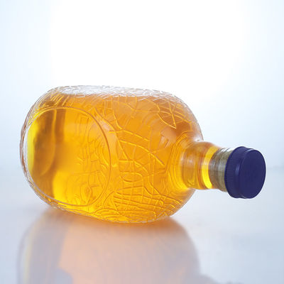 Unica forma rotonda in rilievo rum di qualità alimentare vodka whisky tequila gin bottiglia di vetro con sughero perfetto