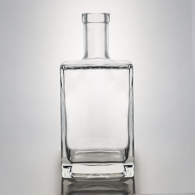Vaso di qualità alimentare 700 ml 750 ml rum vodka whisky tequila gin bottiglia con tappo personalizzato