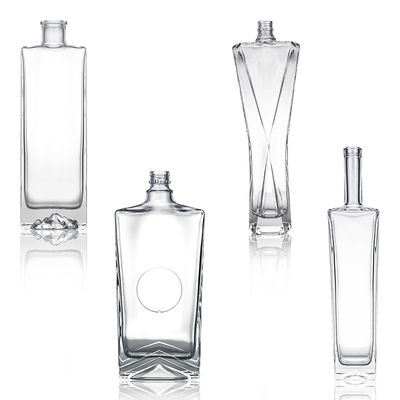 Bottiglia di vetro a forma quadrata con tappo personalizzato per liquori industriali rum vodka whisky tequila gin